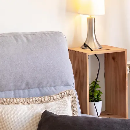 Apartament 5min Train Station & Sea - Ac & Balcony
