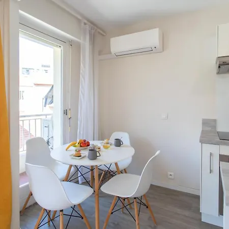 5min Train Station & Sea - Ac & Balcony * Antibes
