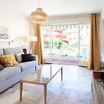 Apartmán 5min Train Station & Sea - Ac & Balcony Antibes