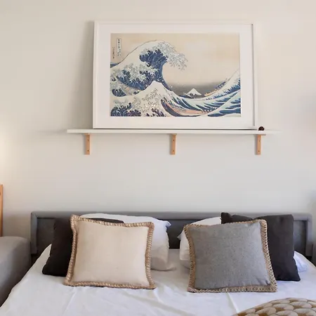 아파트 5min Train Station & Sea - Ac & Balcony 앙티브